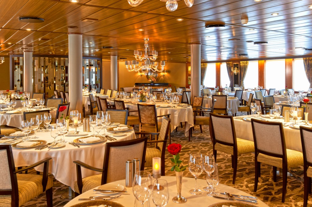 El elegante Restaurante "AmphorA" a bordo del Windsurf (Windstar Cruises) CRUCEROS EN VELERO WIND SURF WINDSTAR CRUISES WINDSURF CRUISES CRUCEROS DE LUJO EN VELERO CRUCEROS MEDITERRANEO CRUCEROS NORTE DE EUROPA CRUCEROS EN VELERO CRUCEROS CARIBE WINDSTAR CRUISES CRUCEROS EN BARCO PEQUEÑO SMALL SHIP CRUISES CRUCEROS DE LUJO EN VELERO CRUCEROS DIFERENTES CRUCEROS ROMANTICOS CRUCEROS VIAJES DE NOVIOS CRUCEROS LUNAS DE MIEL HONEYMOON CRUISES CRUCEROS PARA PAREJAS WINDSURF CRUISES WIND SURF CROCIERE CREUERS WINDSTAR DESCUENTOS EN CRUCEROS CRUCEROS EN VELERO WIND SURF VELERO CRUCEROS #cruceros #WindstarCruises #WindSurf #Crucerosenvelero #WindStarWindSurf #CrucerosaVela #CrucerosdeLujo #CrucerosBarcoPequeño #SmallShipCruises #CrucerosLunasdeMiel #Lunasdemiel #Viajesdenovios #CrucerosRomanticos #Honeymoon